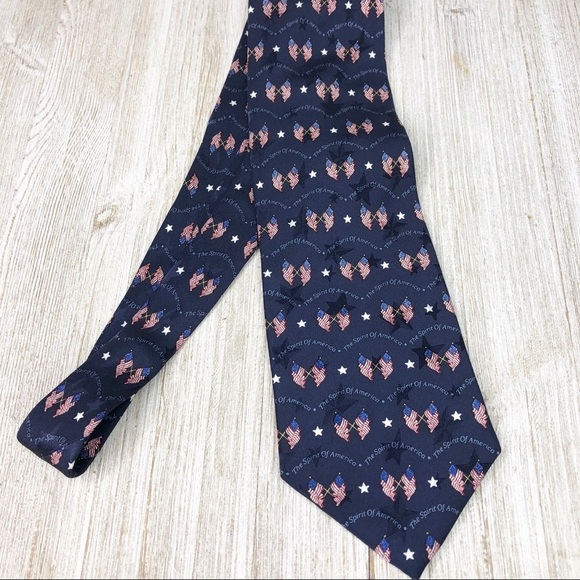 Tango by Max Raab Spirit of America Flag Silk Tie - Picture 5 of 8